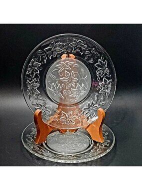 2 Fantasia Princess House Salad Plate 8" lunch frosted poinsettia embossed glass